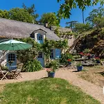 Charmante Maison Avec Jardin Clos Pres De La Riviere Louet - Fr-1-622-37 Denée