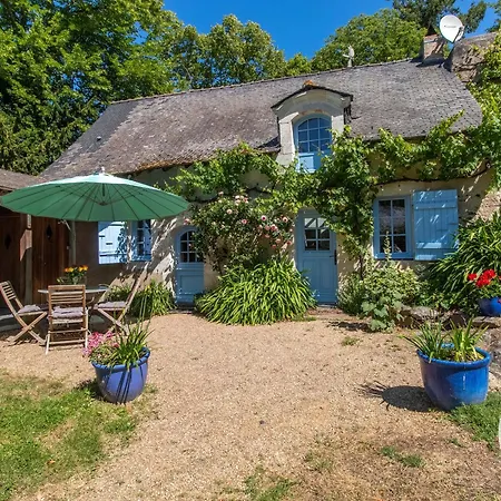 Vakantiehuis Charmante Maison Avec Jardin Clos Pres De La Riviere Louet - Fr-1-622-37 *