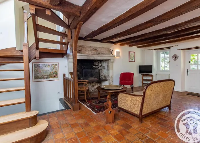 Vakantiehuis Charmante Maison Avec Jardin Clos Pres De La Riviere Louet - Fr-1-622-37 Denée