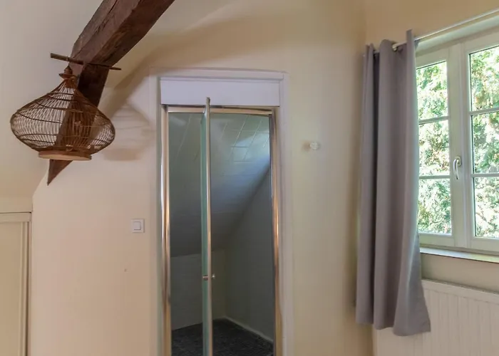 Charmante Maison Avec Jardin Clos Pres De La Riviere Louet - Fr-1-622-37 Denée