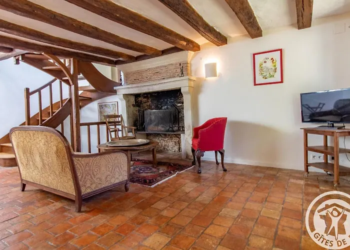 Charmante Maison Avec Jardin Clos Pres De La Riviere Louet - Fr-1-622-37