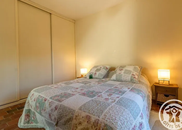 Vakantiehuis Charmante Maison Avec Jardin Clos Pres De La Riviere Louet - Fr-1-622-37