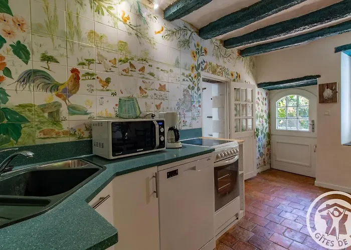 Charmante Maison Avec Jardin Clos Pres De La Riviere Louet - Fr-1-622-37 Denée